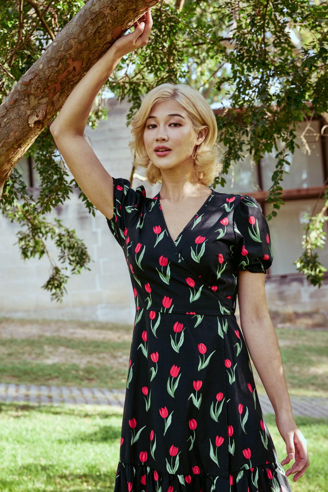 Princess Highway - Tulip Midi Wrap Dress - black