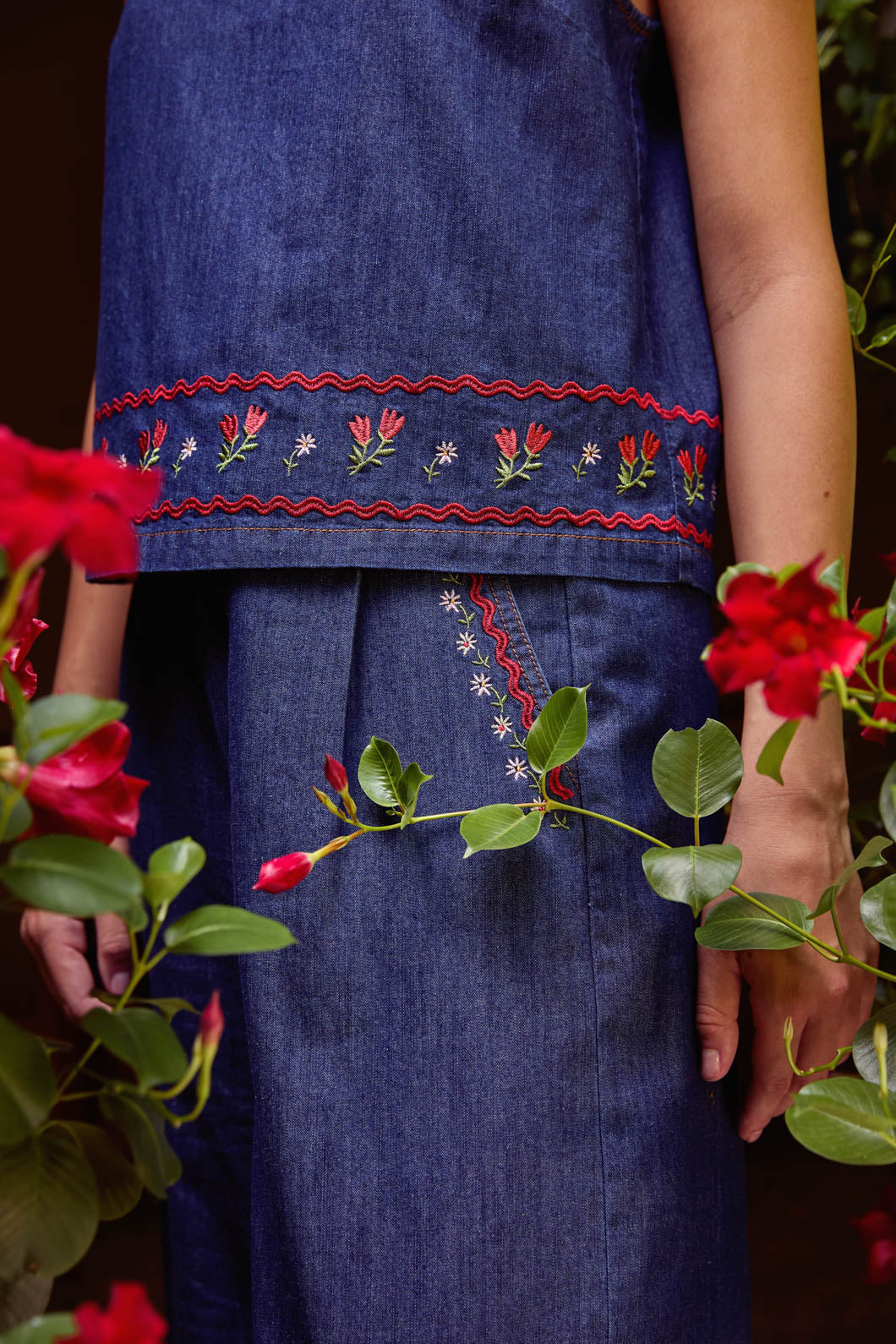 Princess Highway - Meadows Denim Emb Top - blue-denim