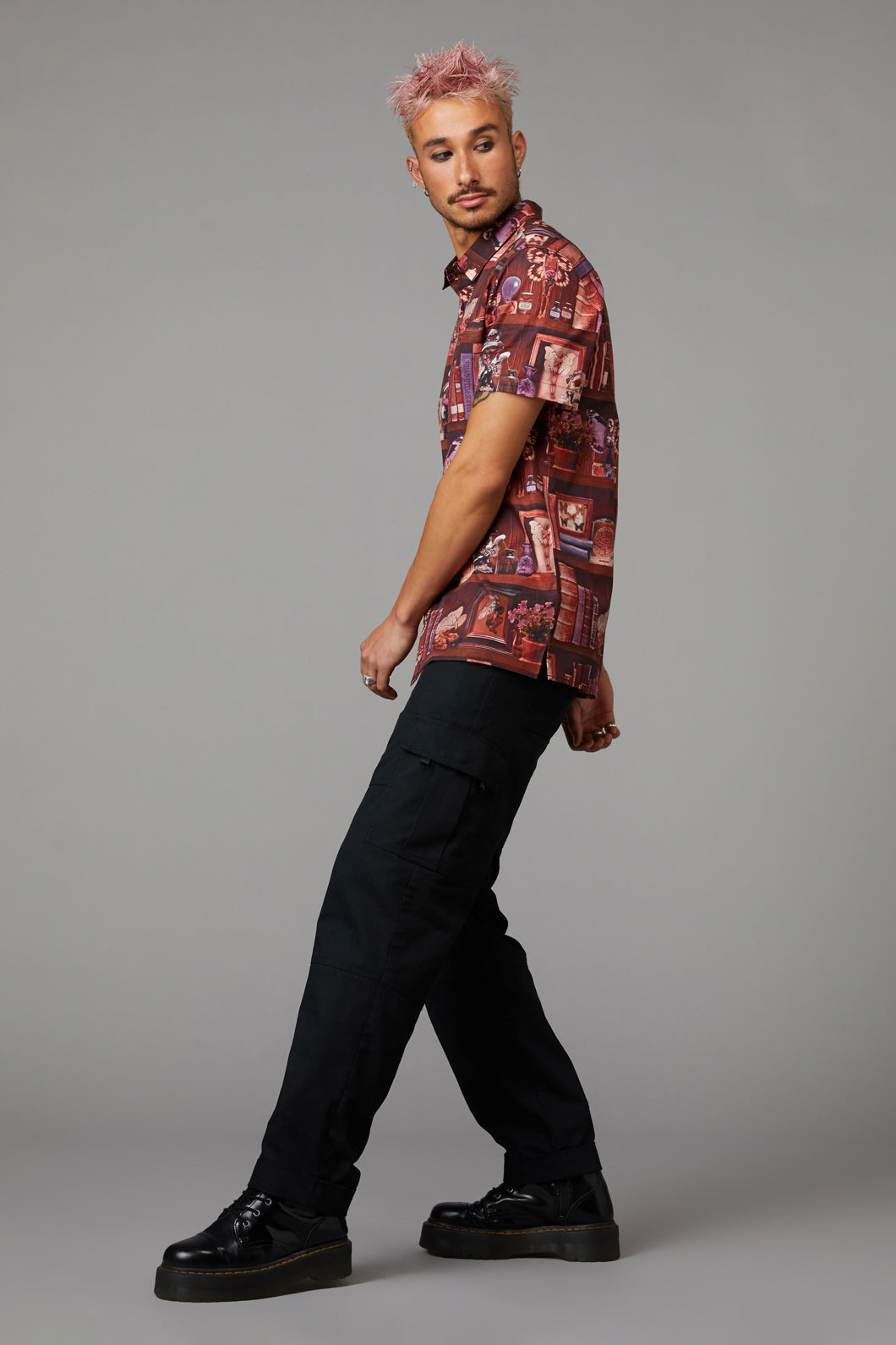 Black Friday - Bookish Print Short Sleeve Shirt - multi