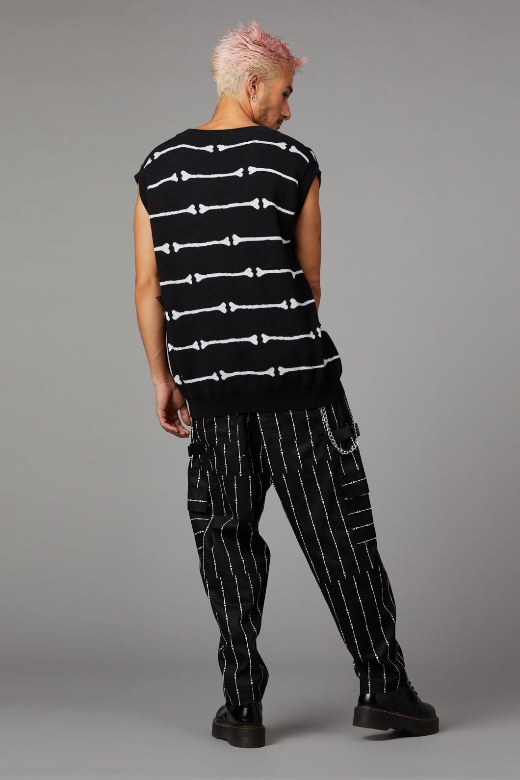 Black Friday - Bonez Knit Vest - black