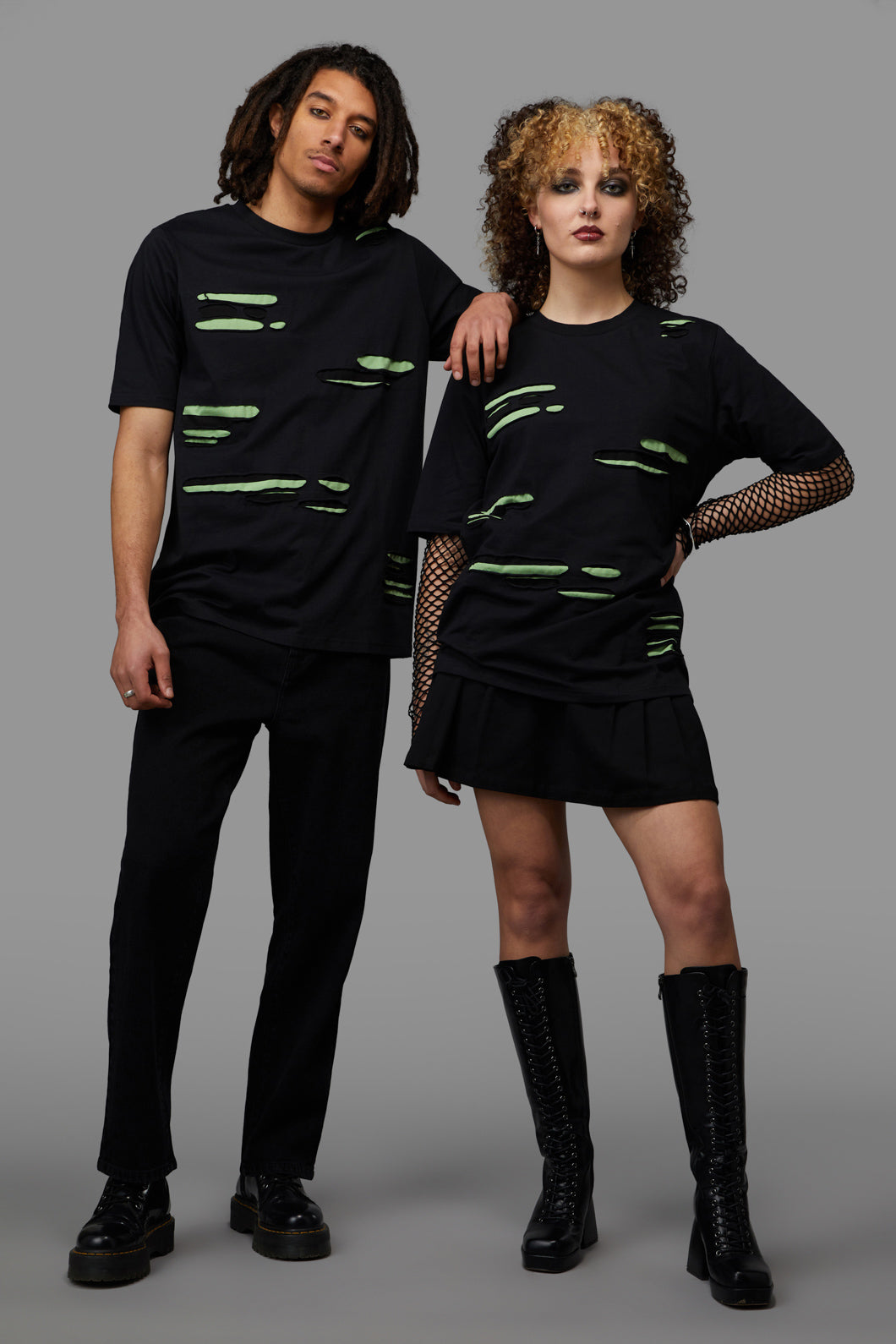 Black Friday - Distressy Tee - black-green