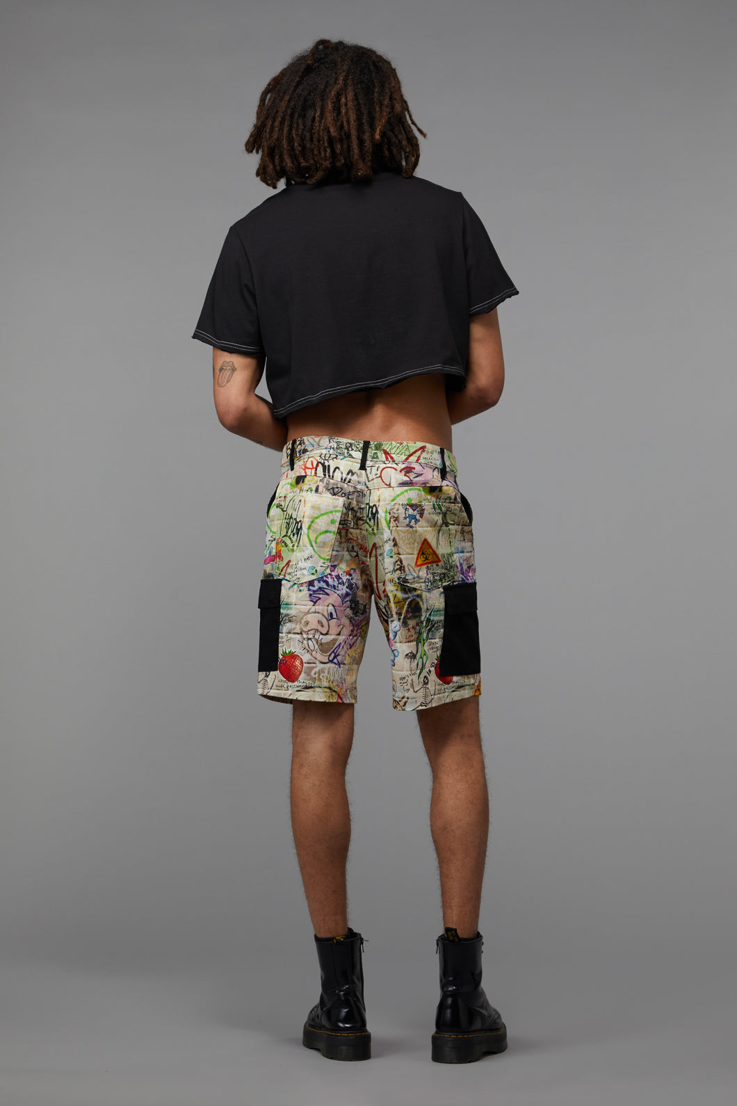 Black Friday - Back Alley Boxy Crop Tee - black