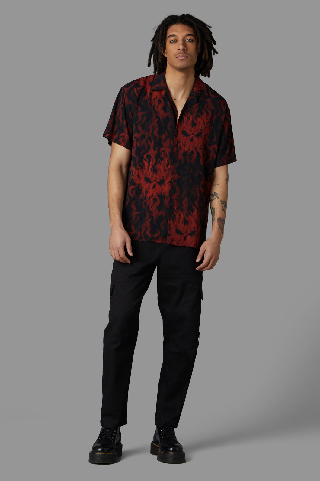 Black Friday - Up In Flames Short Sleeve Shirt - red