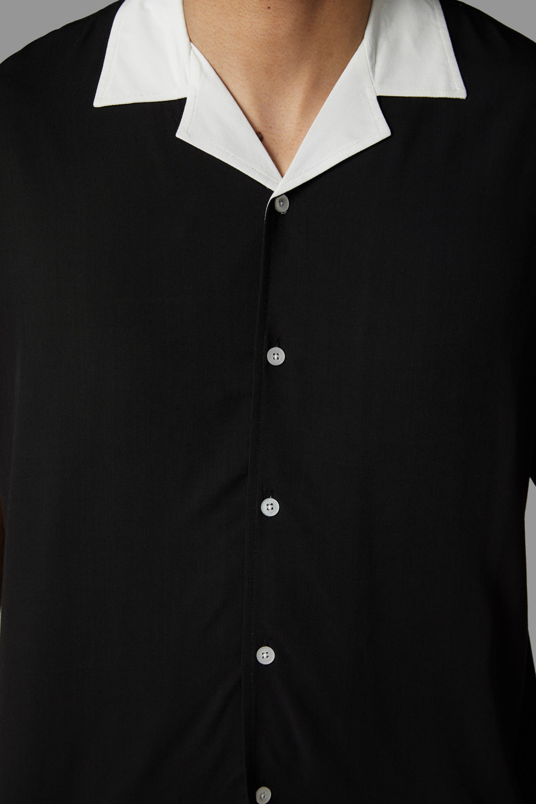 Black Friday - Contrast Collar Short Sleeve Shirt - black