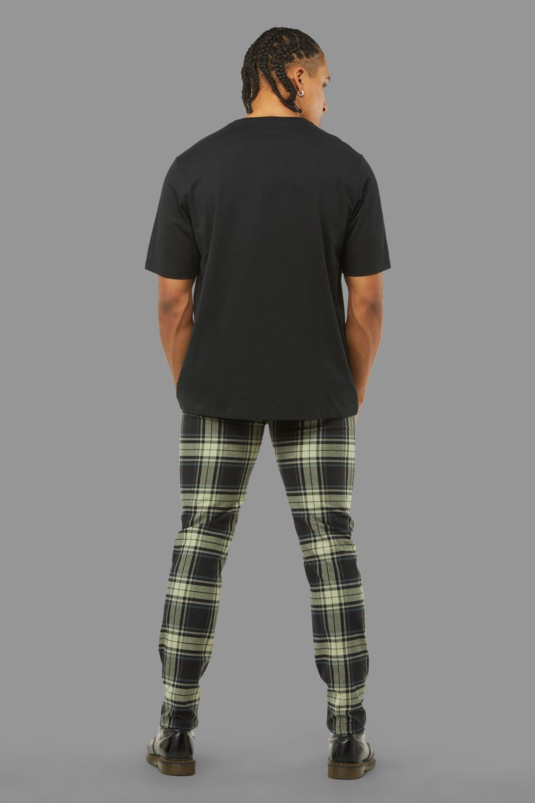 Black Friday - Ufo Unisex Tee - black