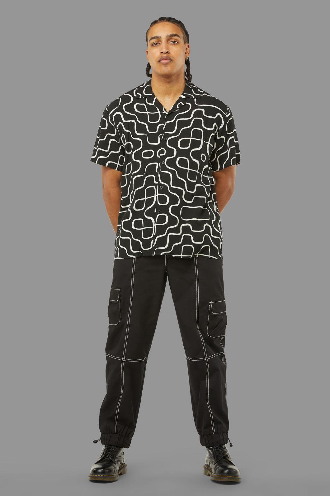 Black Friday - Soundwave SS Shirt - black