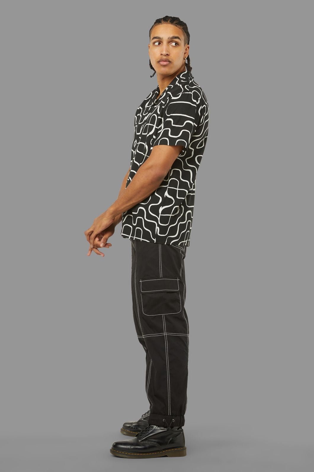 Black Friday - Soundwave SS Shirt - black