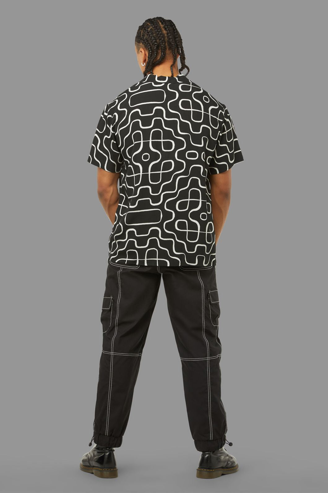 Black Friday - Soundwave SS Shirt - black