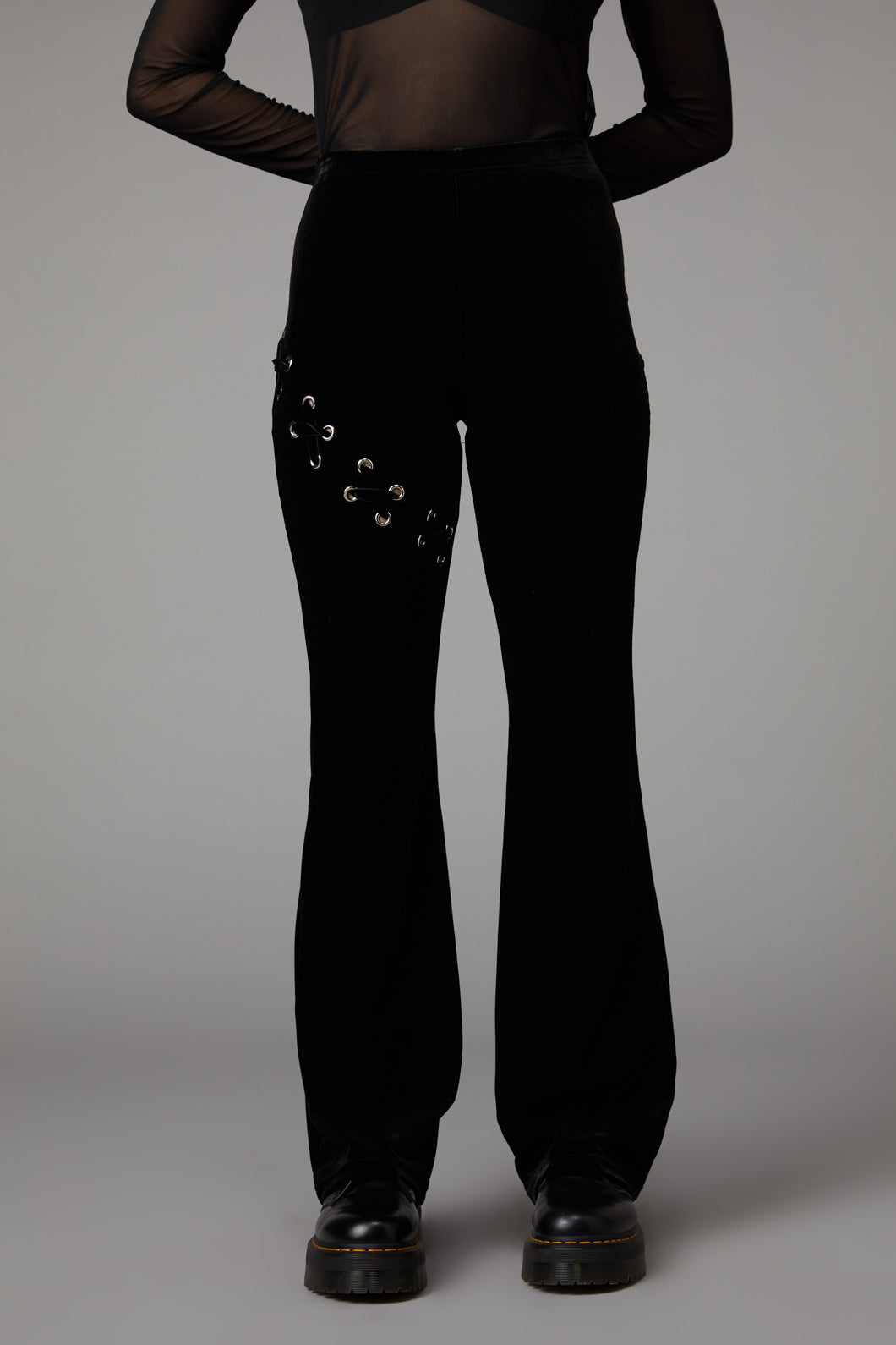 Black Friday - Sallie Pant - black