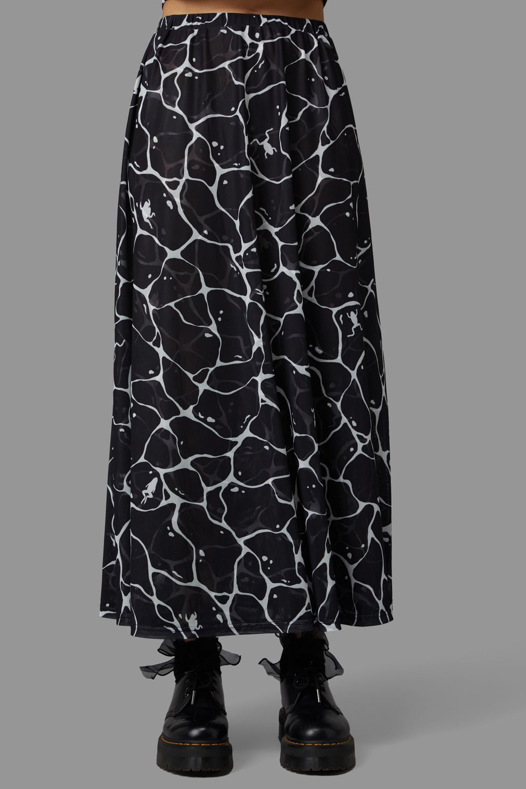 Black Friday - Lily Pad Skirt - black