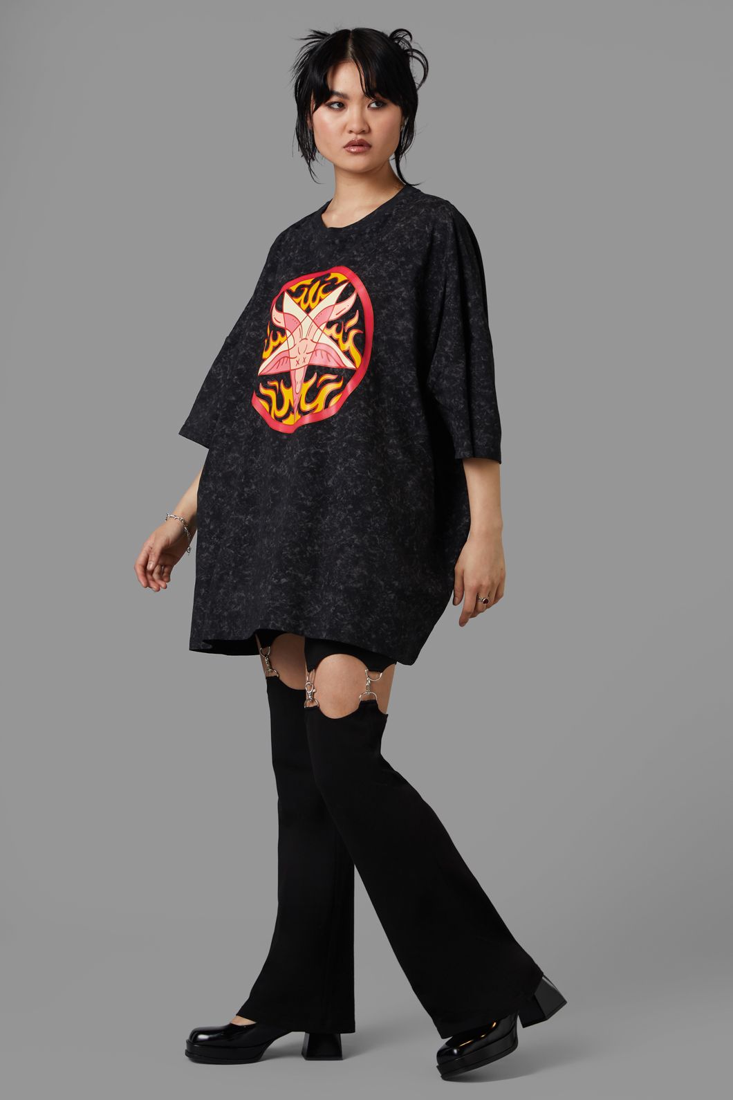 Black Friday - Hot In Here Tee - black