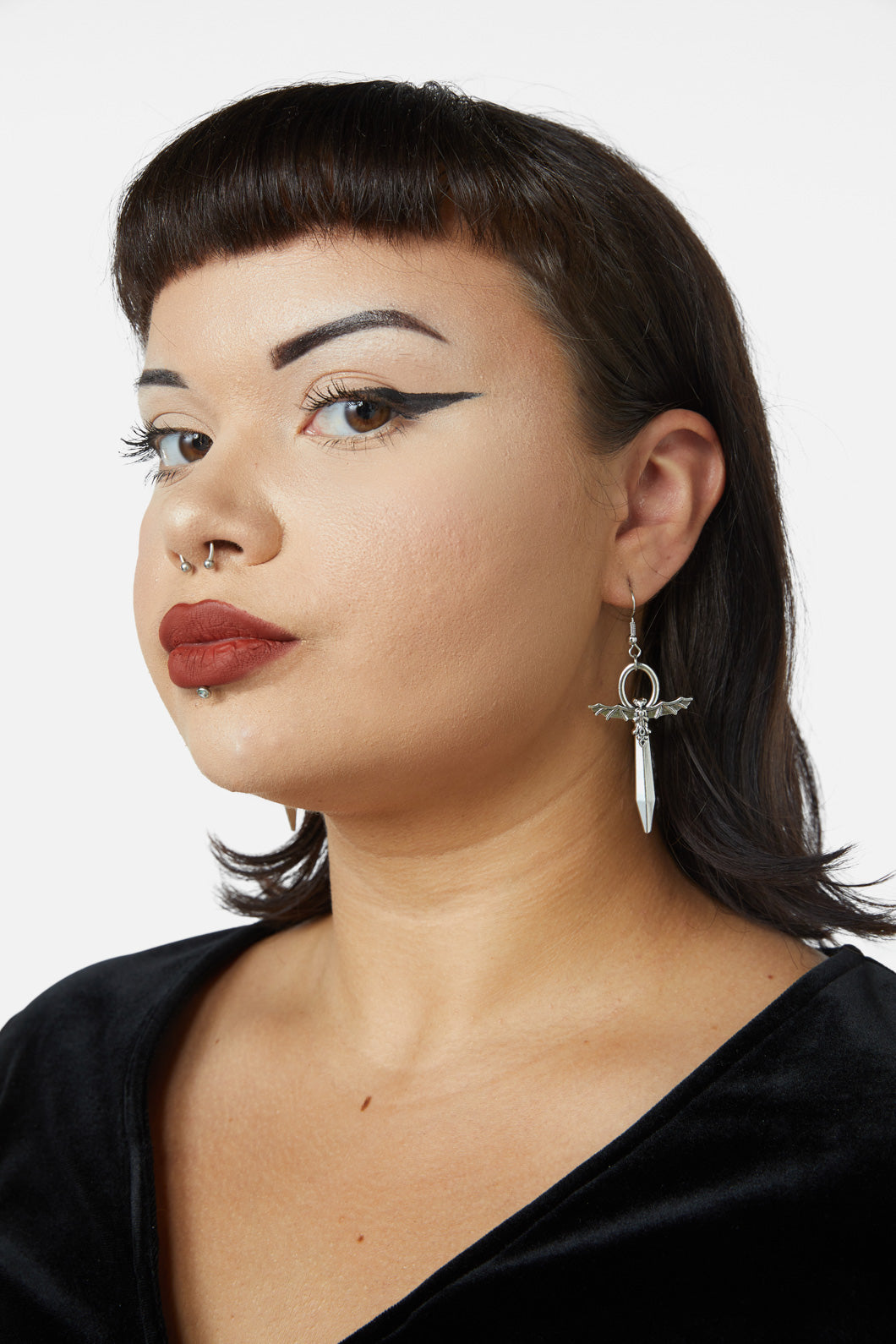 Black Friday - Bat Handle Sword Earrings - silver