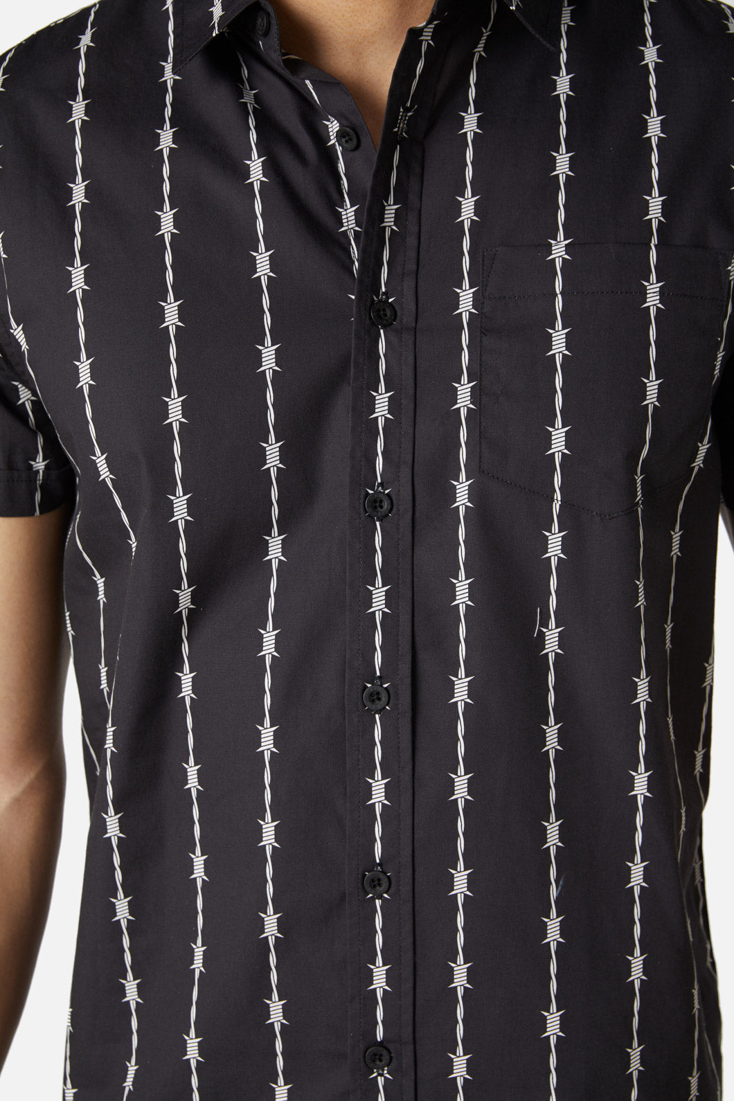 Dangerfield - Barbed Wire Short Sleeve Shirt - black-white