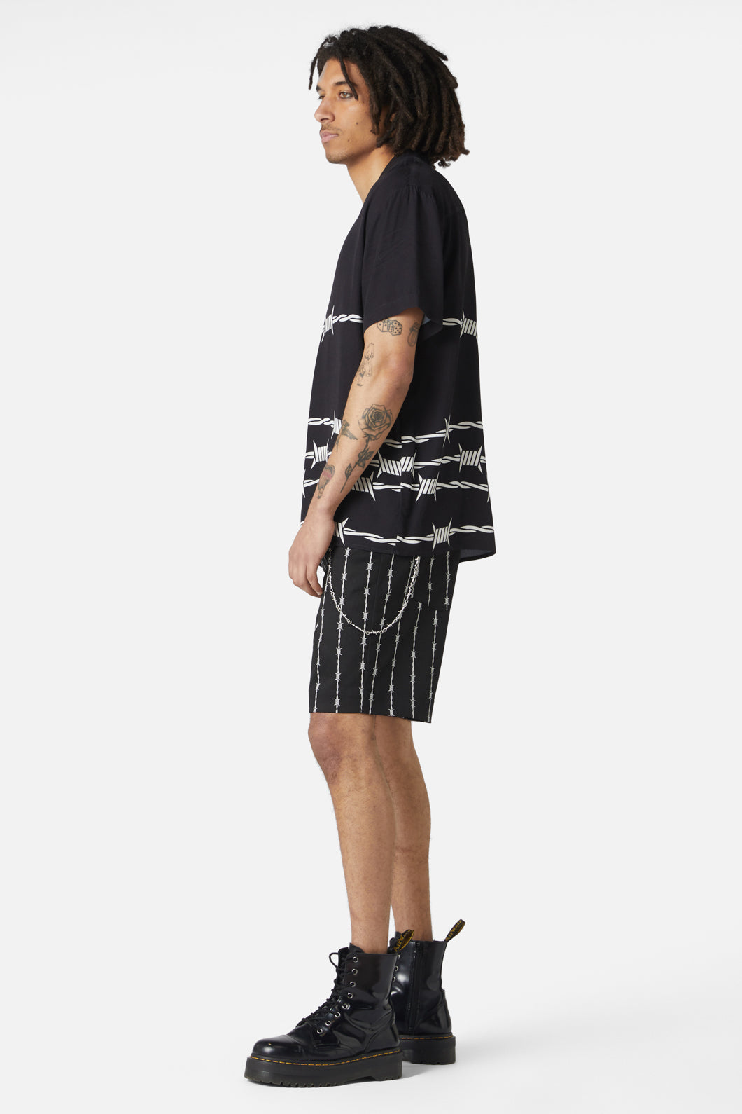 Dangerfield - Barbed Wire Border SS Shirt - black-white
