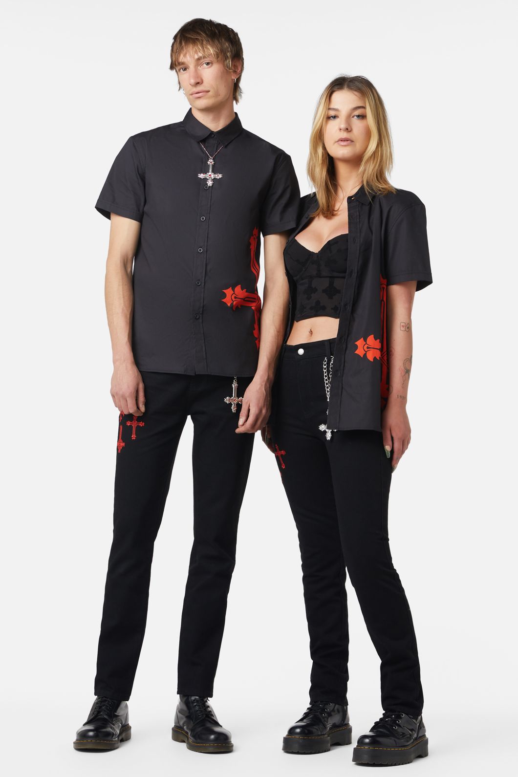 Dangerfield - Hail Lilith Rosary S/S Shirt - black