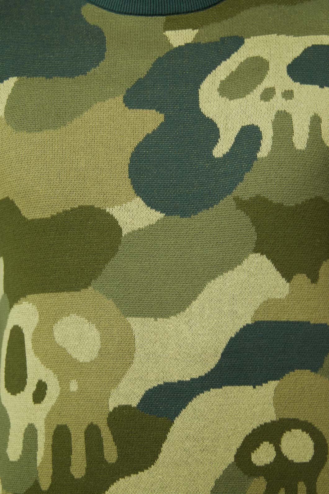 Dangerfield - Nook Of The Garden Camo Knit Jumper - green