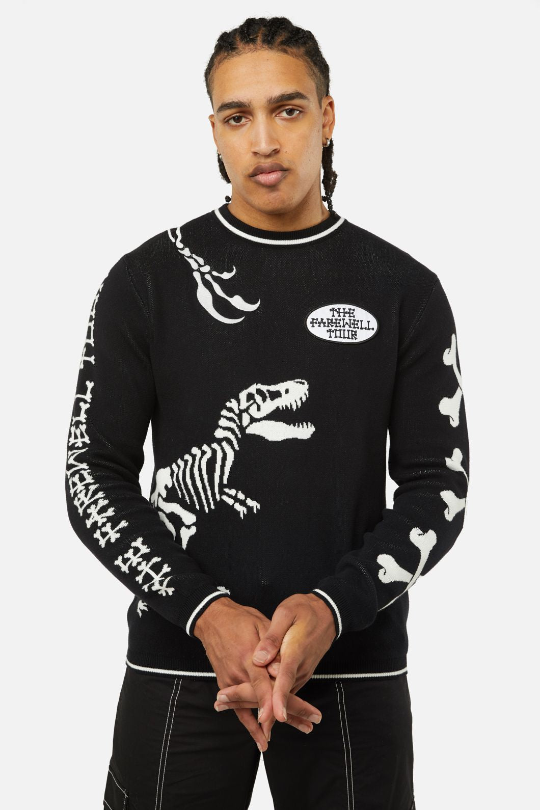 Dangerfield - The Farewell Tour Badge Knit Jumper - black