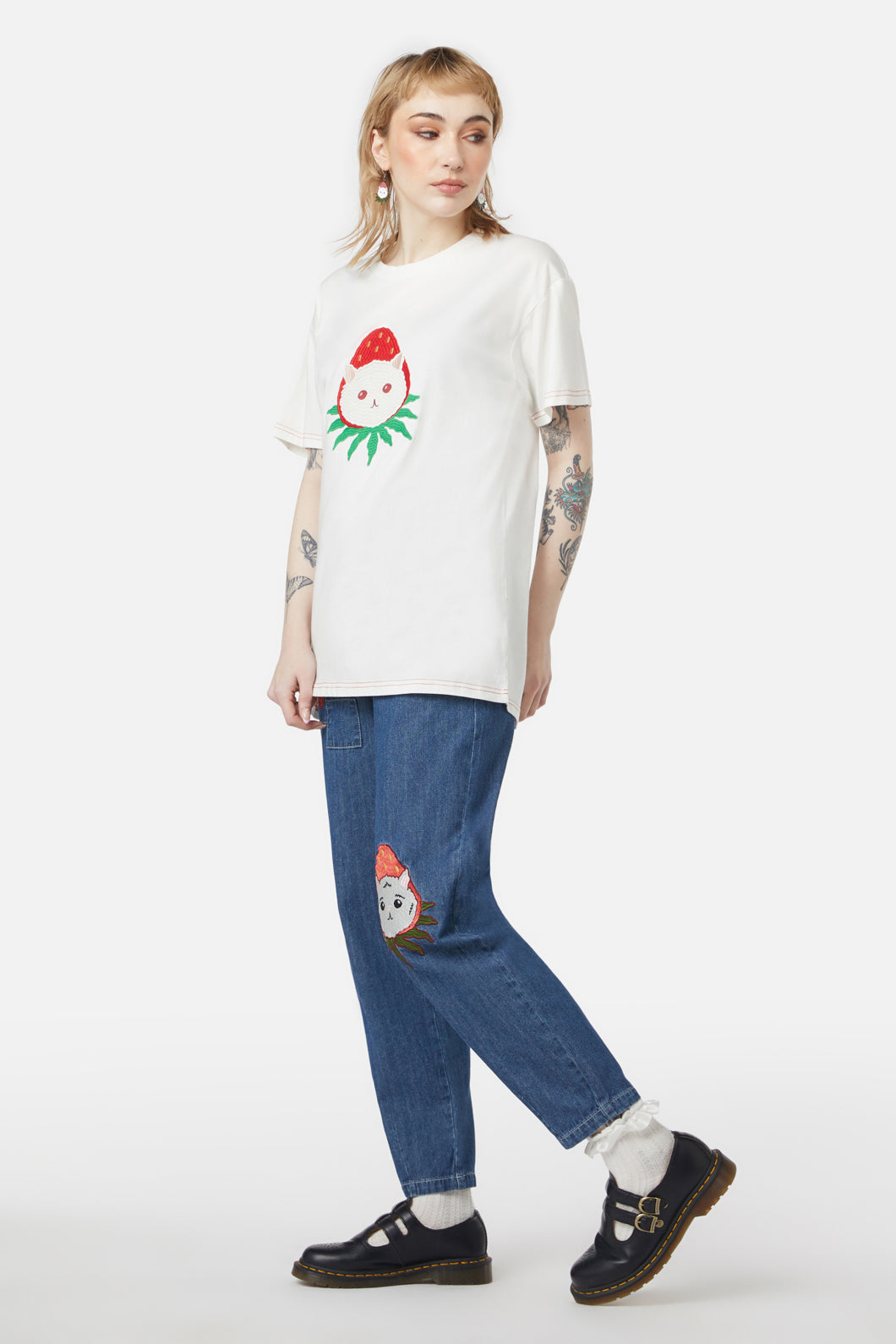 Dangerfield - Strawberry Surprise Tee - cream