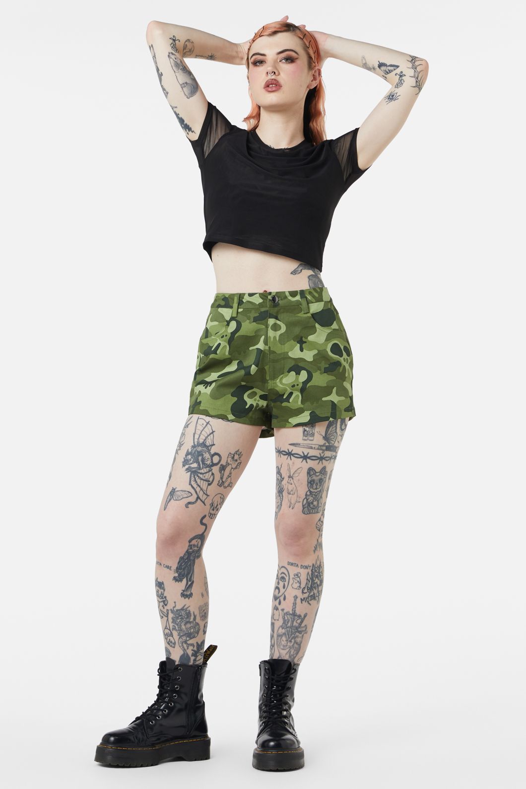 Dangerfield - Nook Of The Garden Camo Short - green