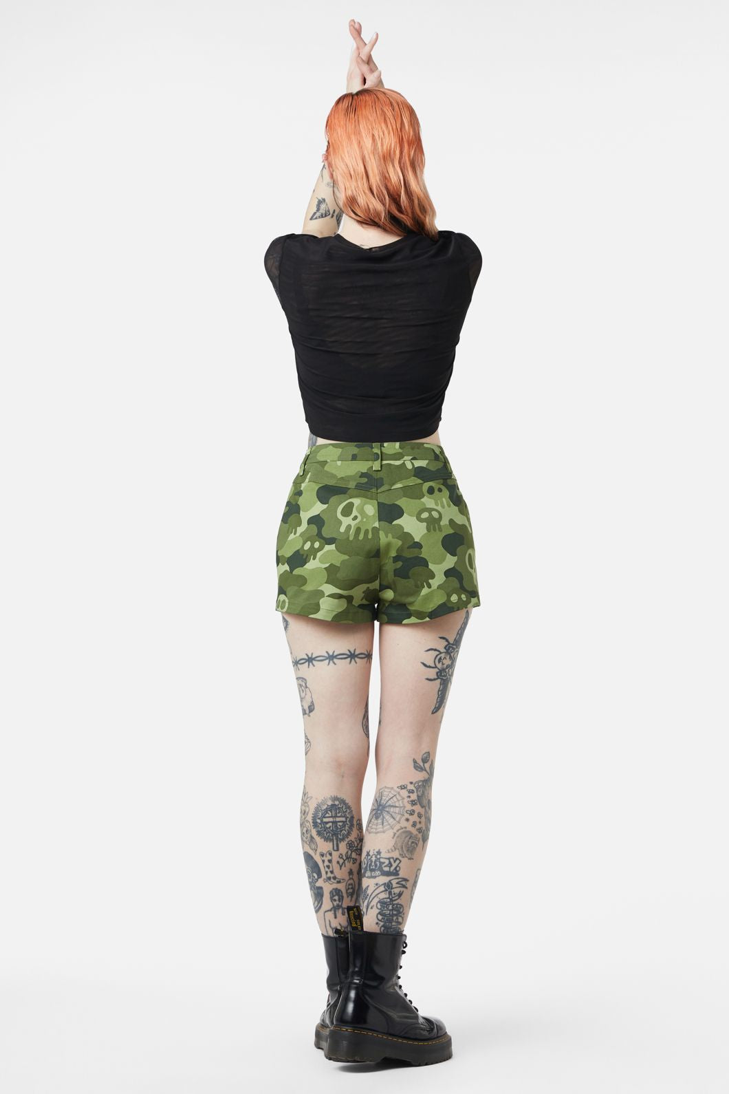 Dangerfield - Nook Of The Garden Camo Short - green
