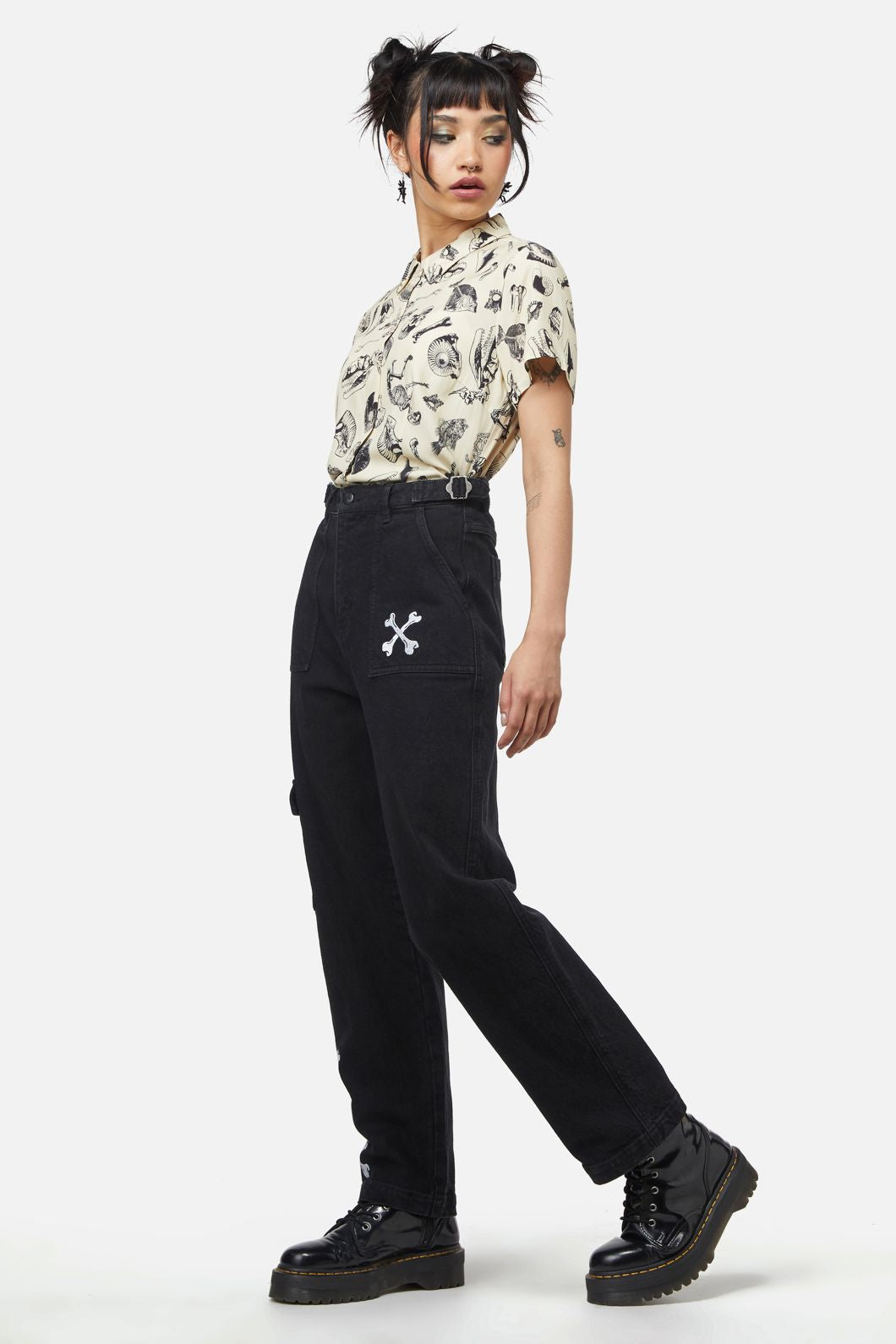 Dangerfield - Early Jurassic Jean - black