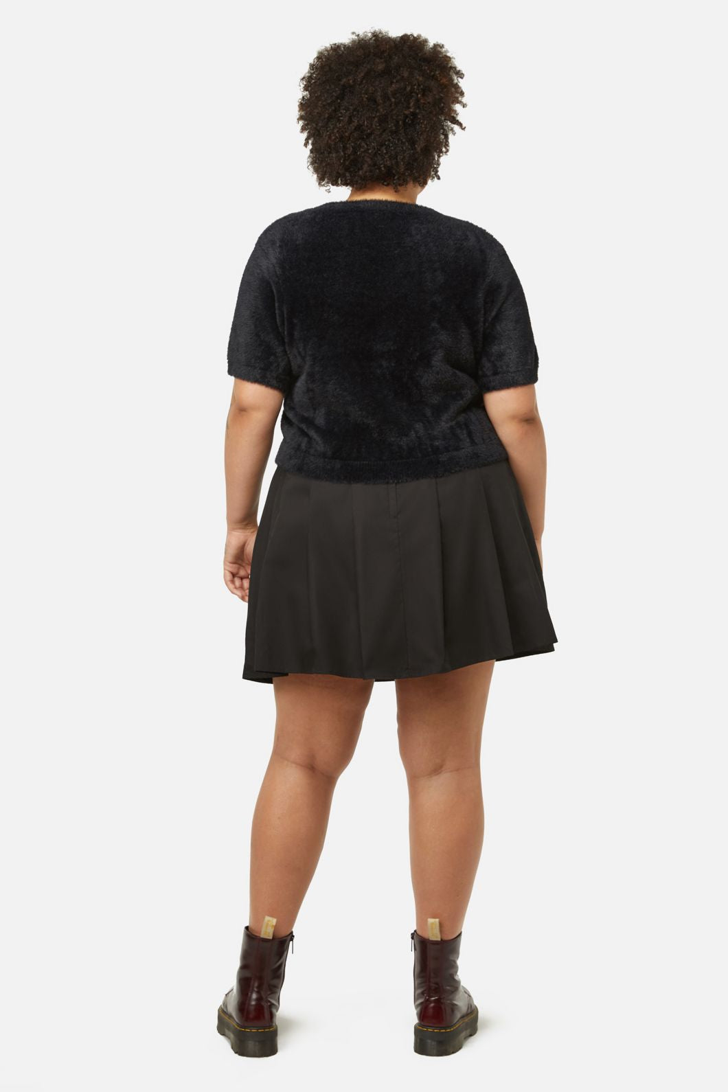 Dangerfield - Curve Triassic Embroidery Fluffy Knit - black