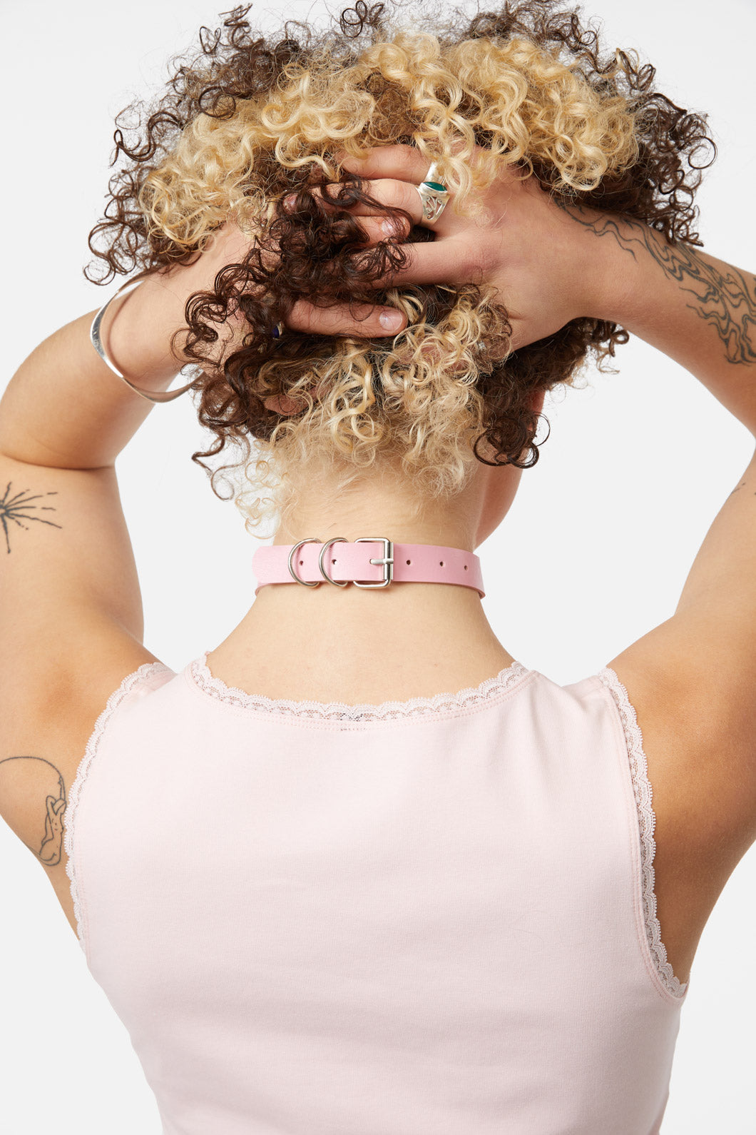 Dangerfield - Simple Ring Choker - pink