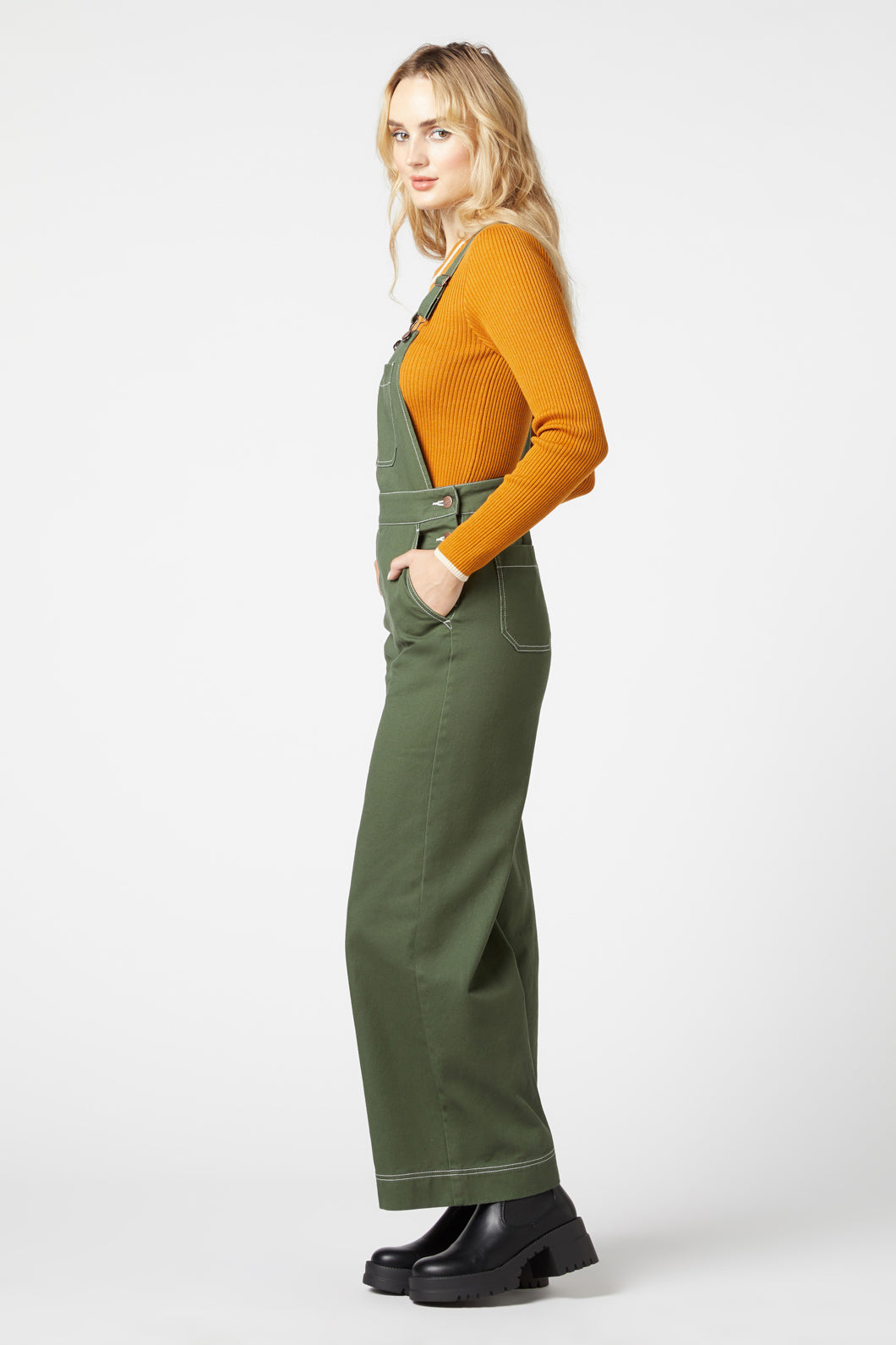 Princess Highway - Ruth Overall - olive