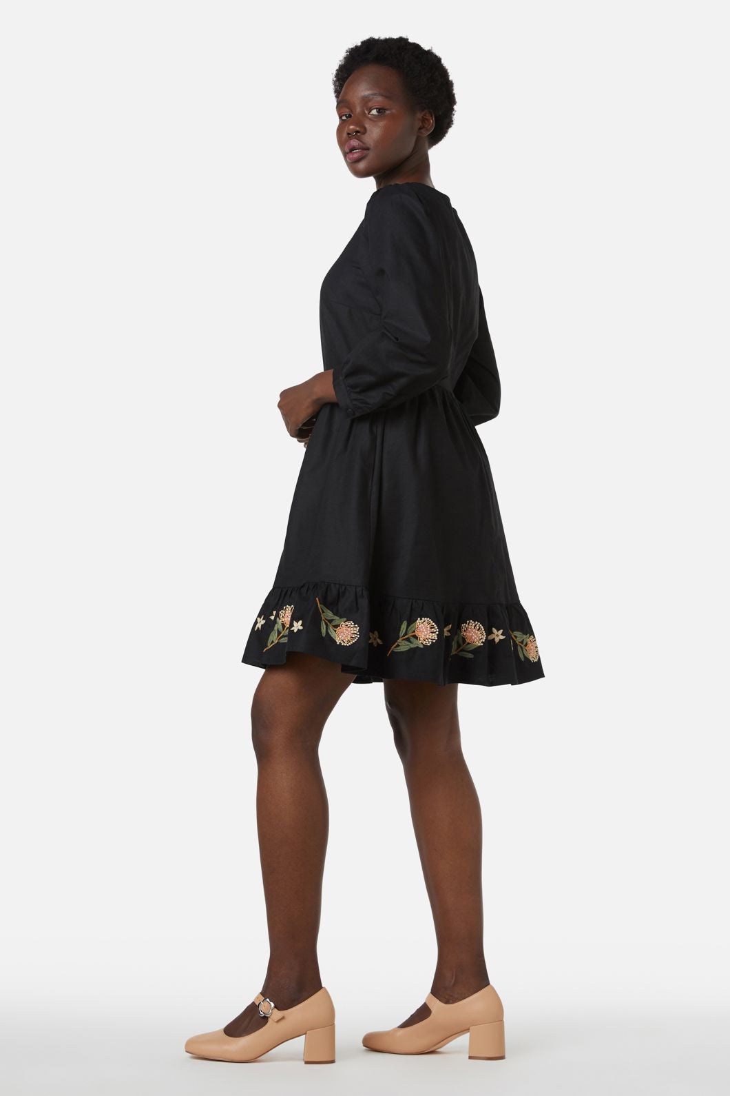 Princess Highway - Protea Emb Dress - black
