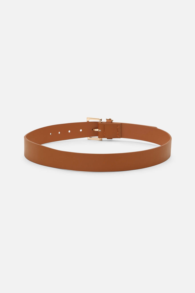 Daisy Trim Belt Dangerfield