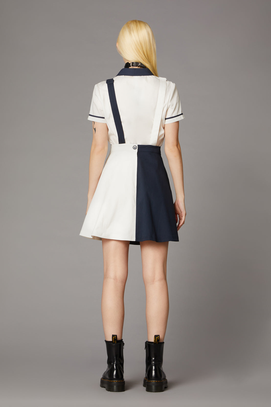 navy-white