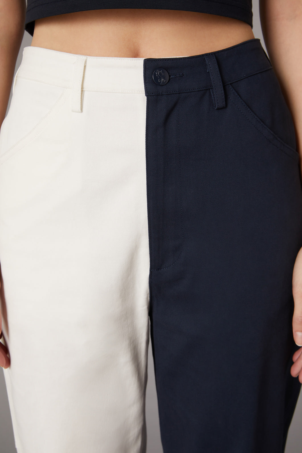 navy-white