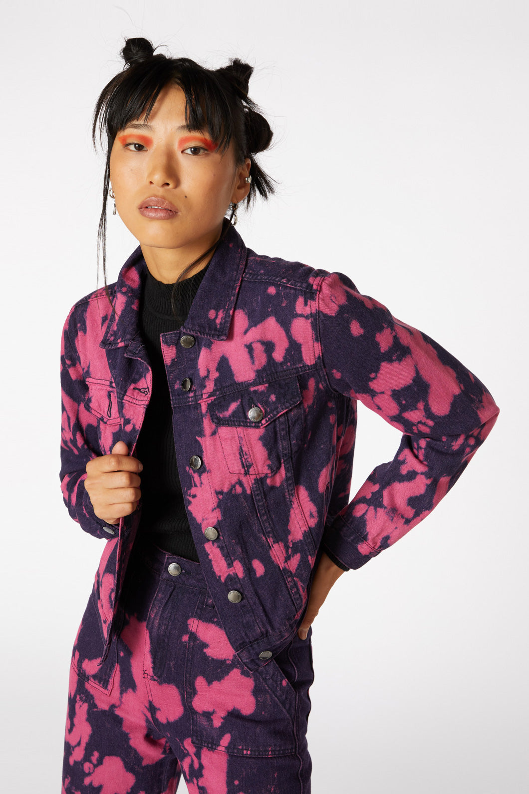 navy-pink