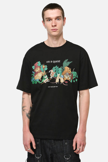 Black Friday - On A Quest Print Tee - black
