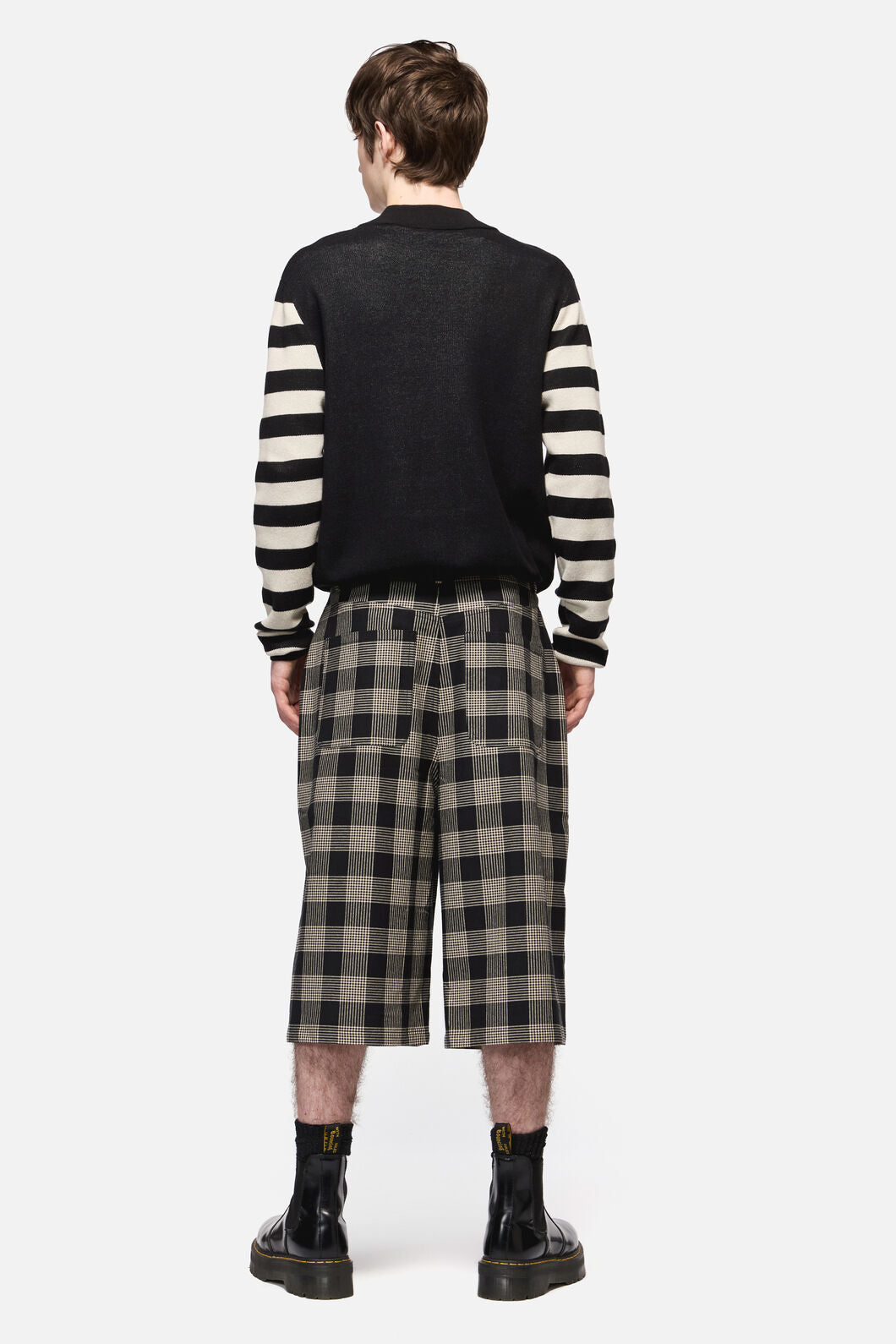 Black Friday - Crypt Baggy Shorts - black-beige