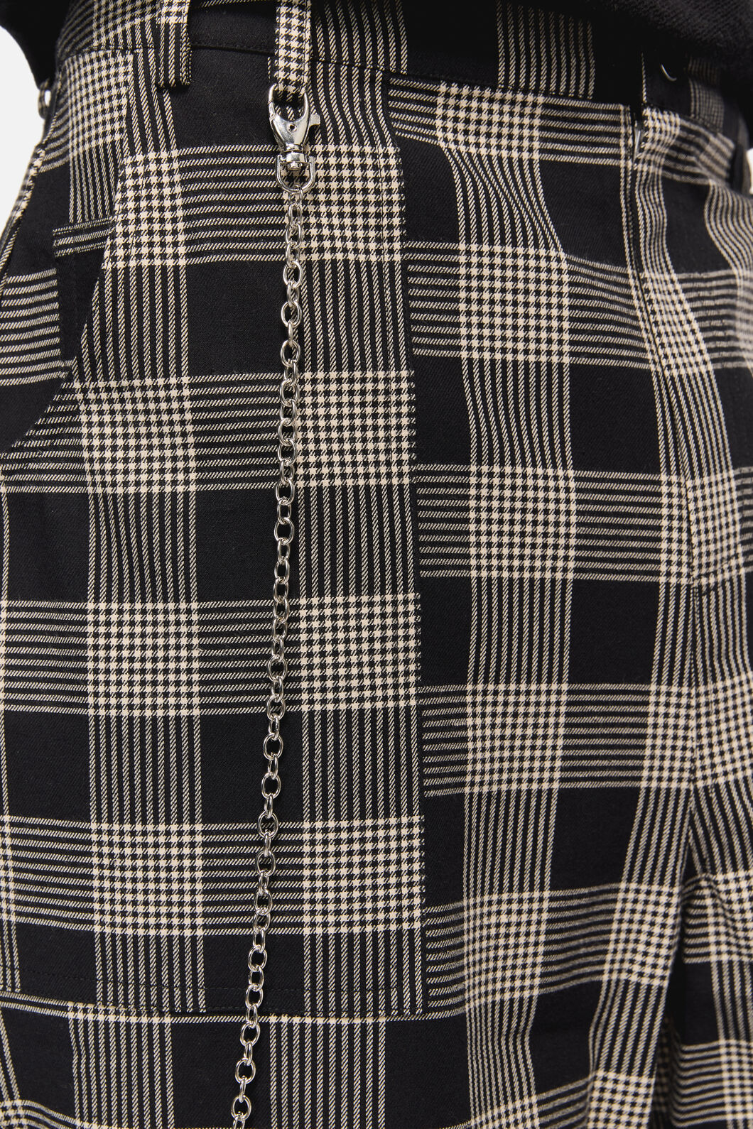 Black Friday - Crypt Baggy Shorts - black-beige