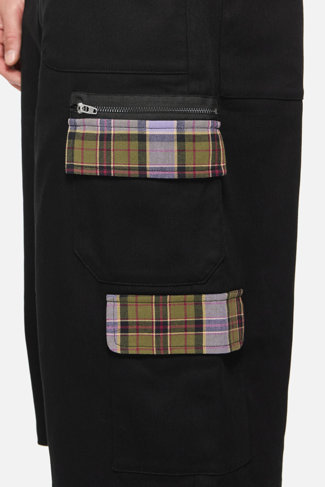 Black Friday - Covenstead Goth Cargo Short - black