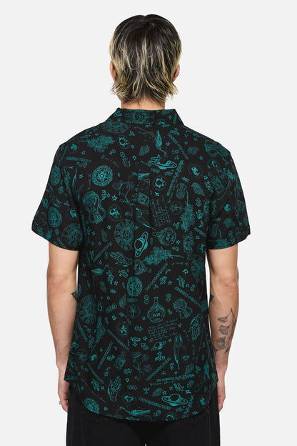 Black Friday - Spellbook Short Sleeve Shirt - black