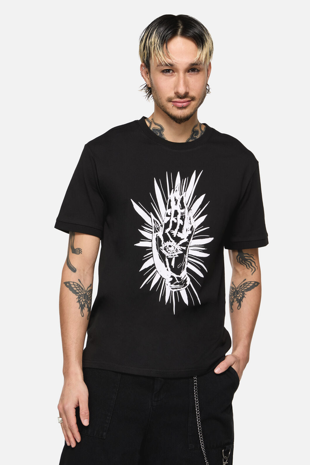 Black Friday - Conjuring Goth Print Tee - black