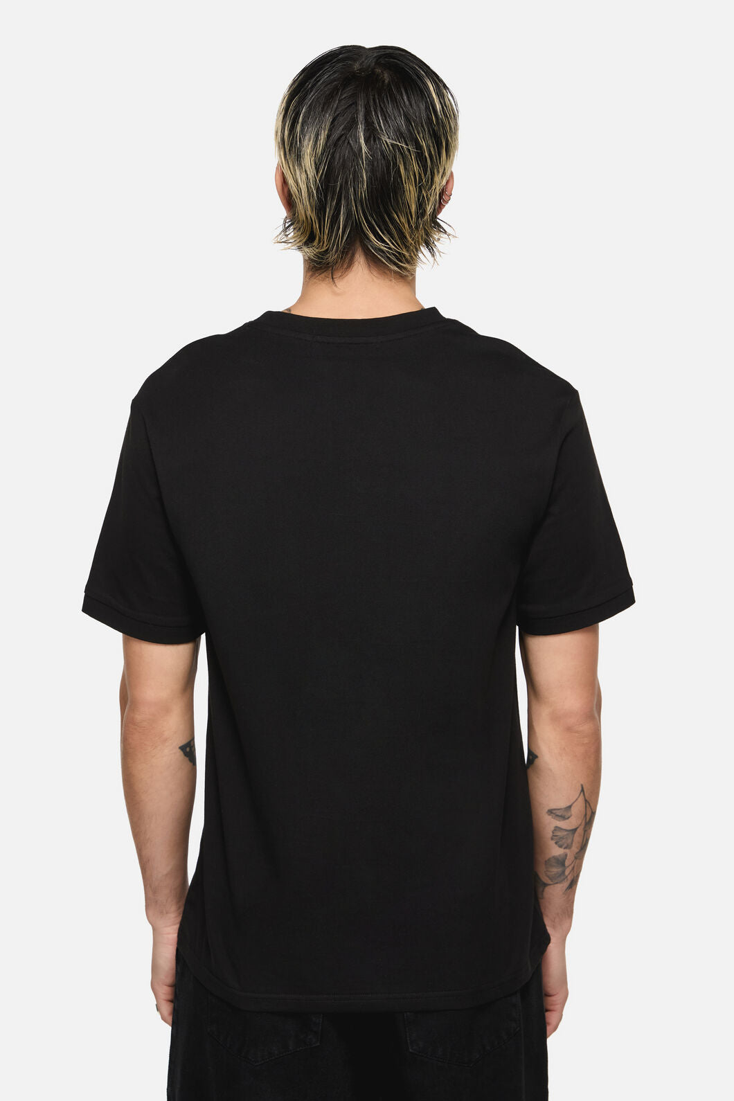 Black Friday - Conjuring Goth Print Tee - black