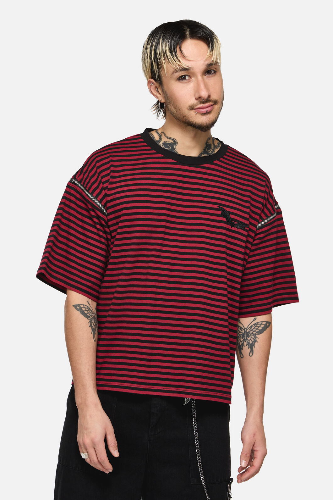 Black Friday - Batz Zip Sleeve Goth Tee - black-red
