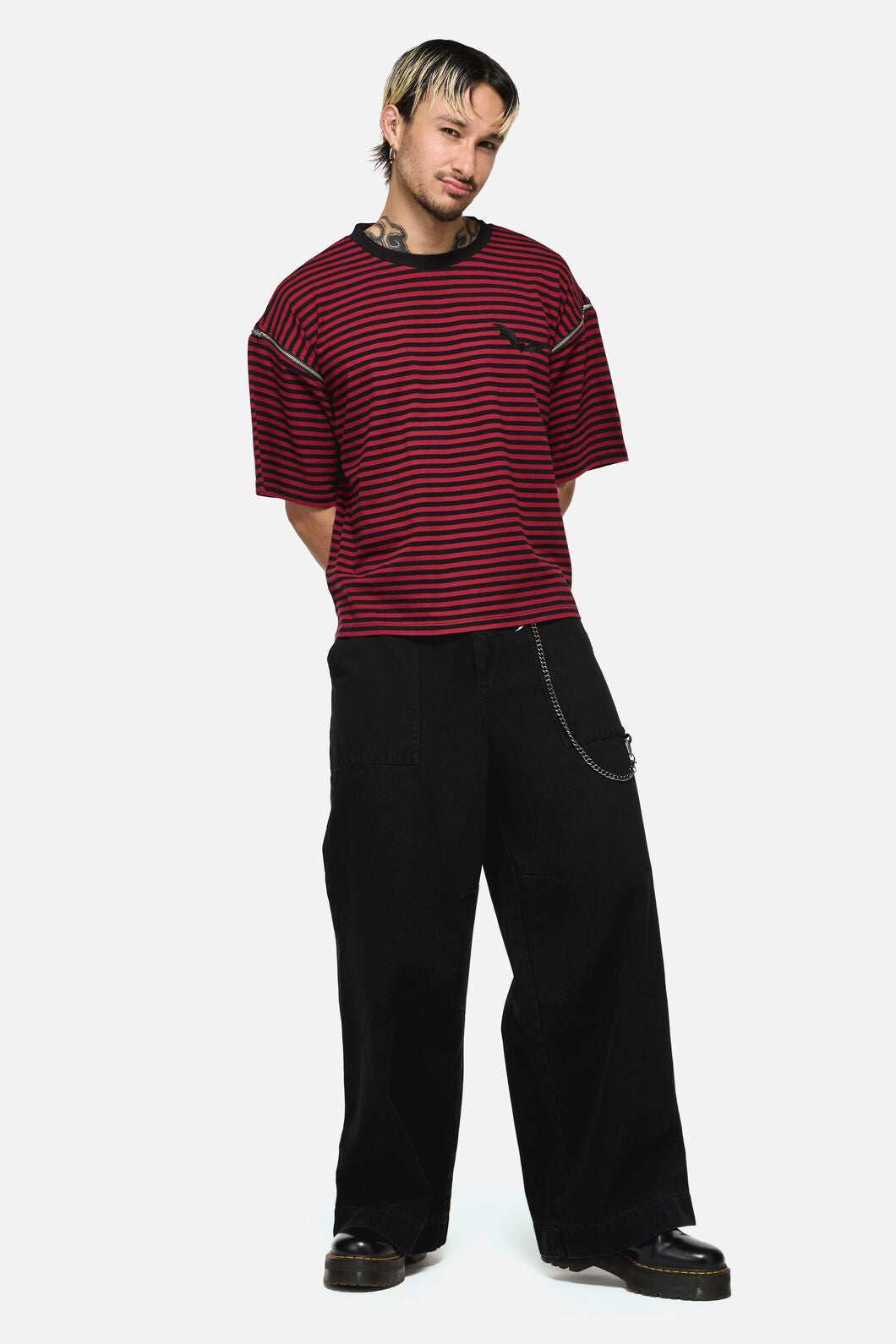 Black Friday - Batz Zip Sleeve Goth Tee - black-red