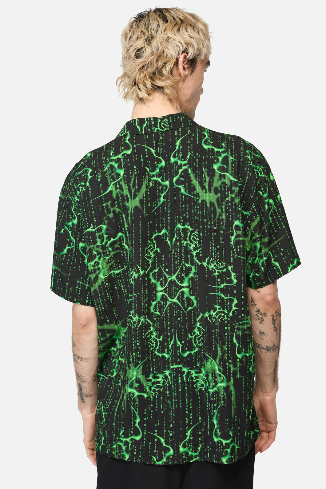 Black Friday - Main Frame SS Shirt - green-black