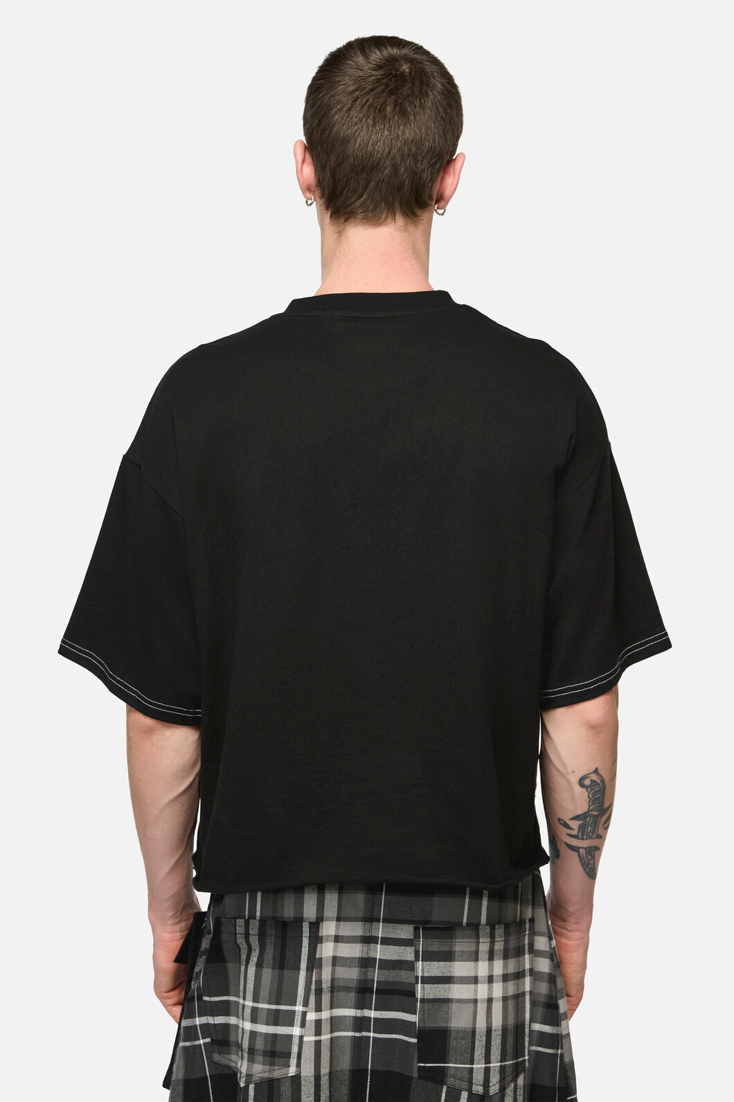 Black Friday - Numbskull Distressed UnisexTee - black