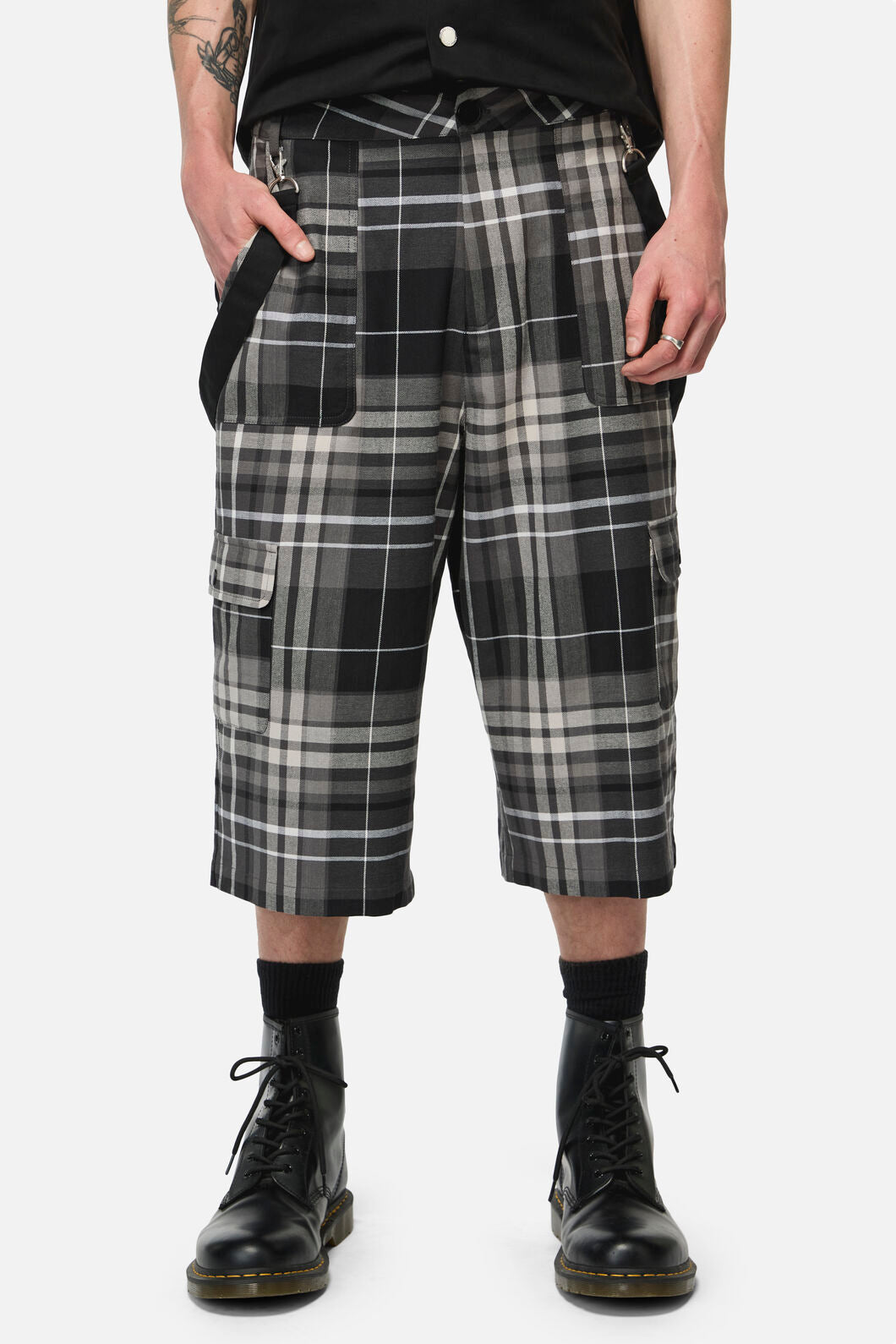 Black Friday - Lovett Tartan Cargo Short - grey