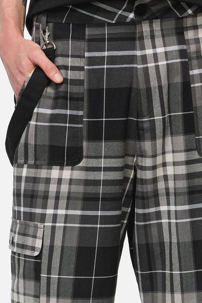 Black Friday - Lovett Tartan Cargo Short - grey