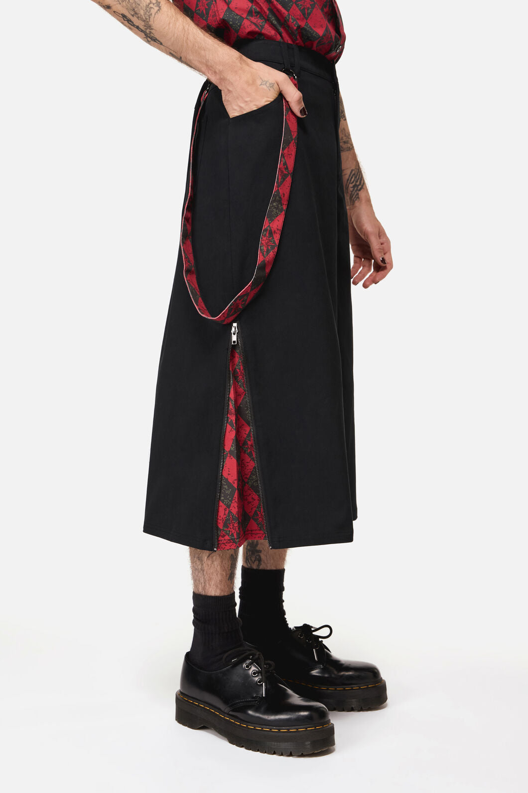 Black Friday - The End Goth Jorts - black