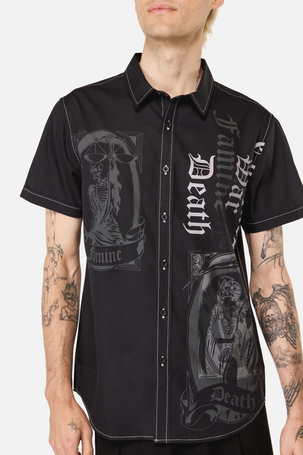 Black Friday - Stampede Goth SS Shirt - black