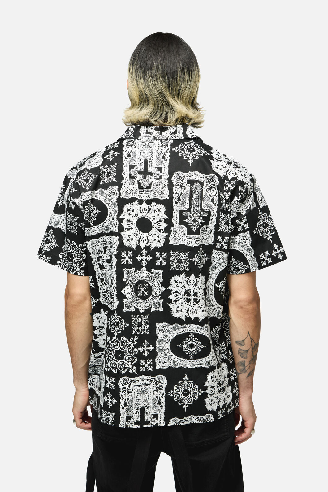 Black Friday - Crossed Oversized SS Shirt - black-white