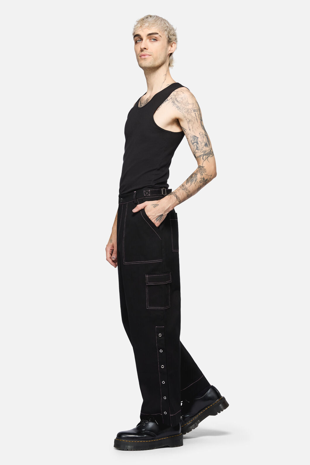 Black Friday - Wingspan Goth Pant - black